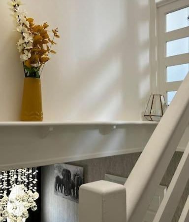 Cheerful 3 Bedroom Townhouse With Free Parking. Billericay Kültér fotó